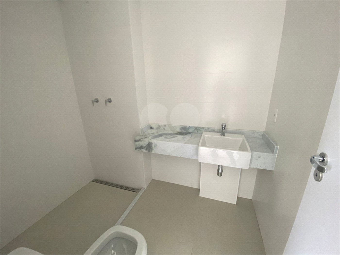 Apartamento à venda com 3 suítes em Vila Ester (zona Norte), São Paulo, SP