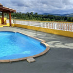 Casa em condomínio para alugar com 3 quartos, sendo 1 suíte, em Vila Petrópolis, Atibaia, SP