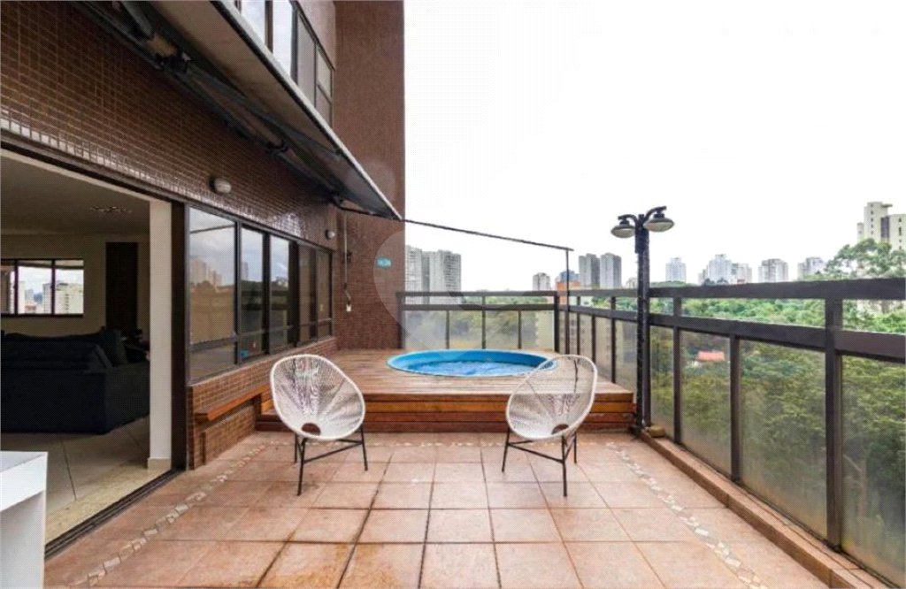 Apartamento à venda com 4 quartos, sendo 3 suítes,  em Vila Suzana, São Paulo, SP