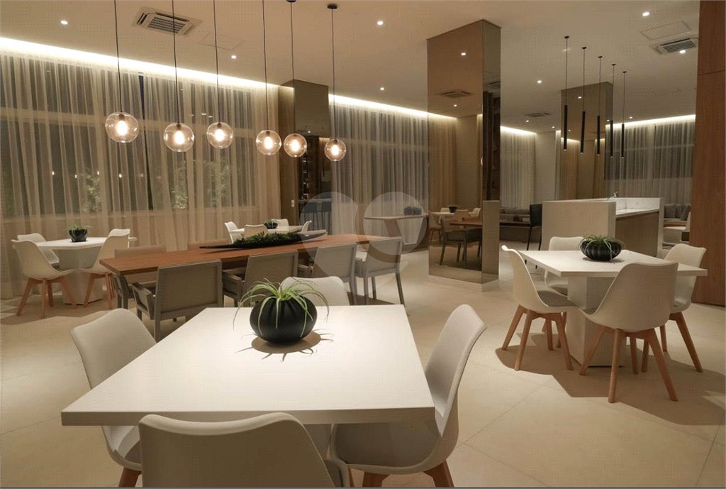 Apartamento à venda com 2 suítes em Vila Gertrudes, São Paulo, SP