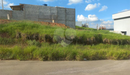 Terreno à venda no Centro, Nazaré Paulista, SP