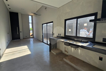 Casa à venda com 3 suítes no condomínio Village Damha III, Araraquara - SP