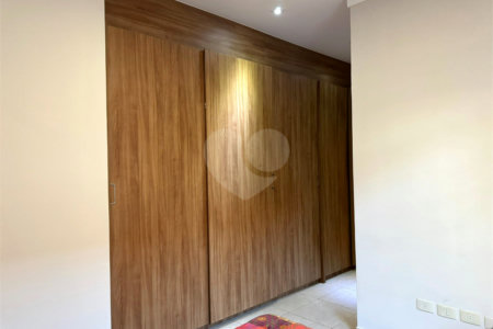 Casa à venda com 3 quartos, sendo 1 suíte, em Ipê, Três Lagoas, MS