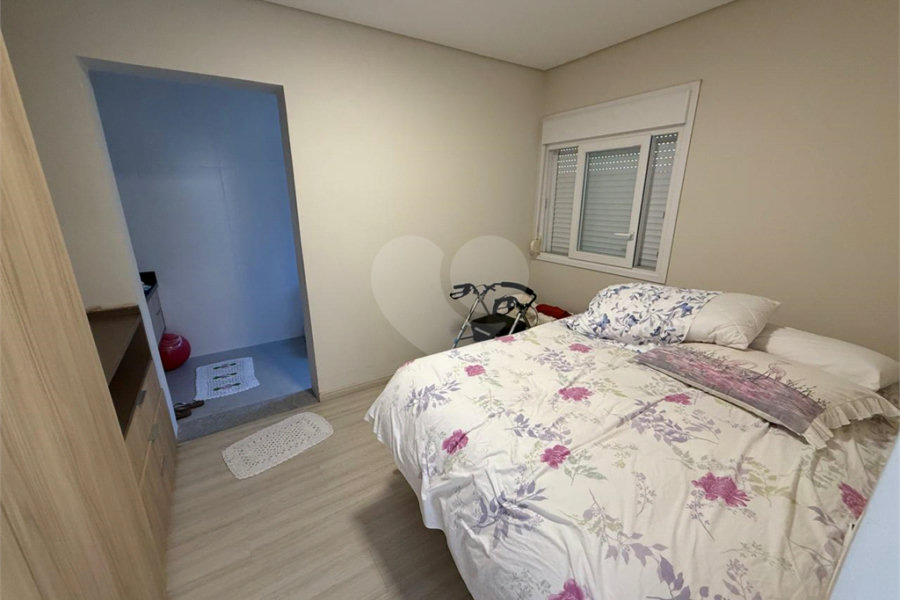 Sobrado à venda com 5 quartos, sendo 3 suítes, em Jardim França, São Paulo, SP