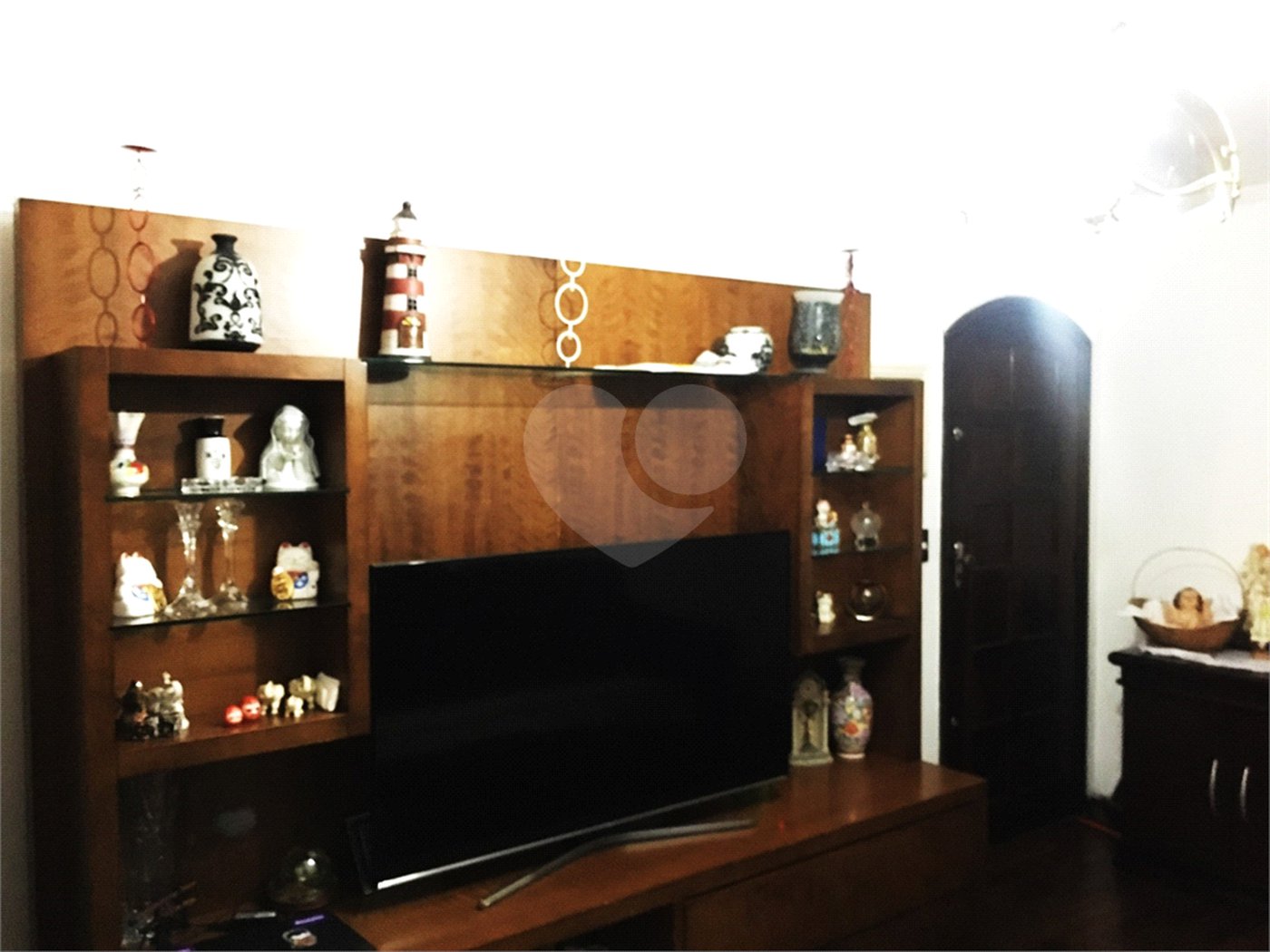 Sobrado à venda com 4 quartos, sendo 1 suíte,  em Vila Gomes, São Paulo, SP