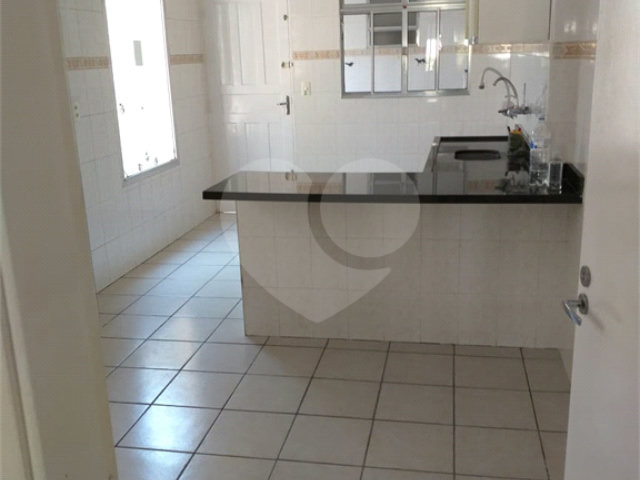 Sobrado à venda com 3 quartos, sendo 1 suíte,  em Vila Mazzei, São Paulo, SP