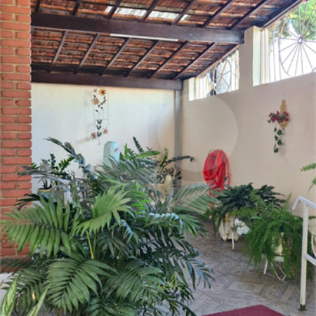 Casa à venda com 2 quartos, sendo 1 suíte, em Dona Edith Campos Fávero, Paulínia, SP