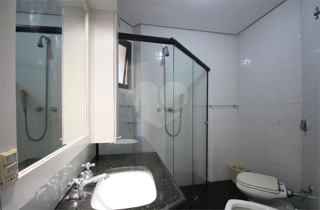 Apartamento à venda com 3 suítes em Vila Suzana, São Paulo, SP