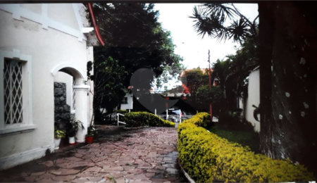 Sobrado à venda com 4 quartos, sendo 2 suítes,  em Alto da Lapa, São Paulo, SP