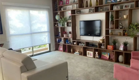 Casa à venda com 3 quartos, sendo 1 suíte,  no condomínio Villas de São Francisco I, São Paulo - SP