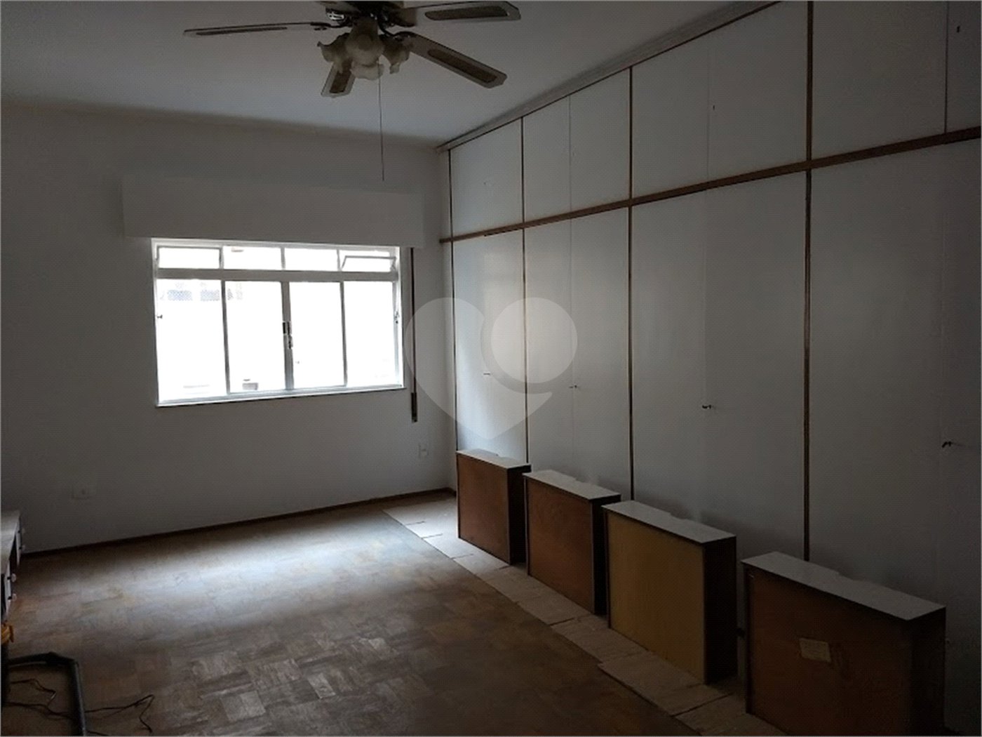 Apartamento para venda ou locação, 4 quartos (1 suíte), na Bela Vista, R Cincinato Braga