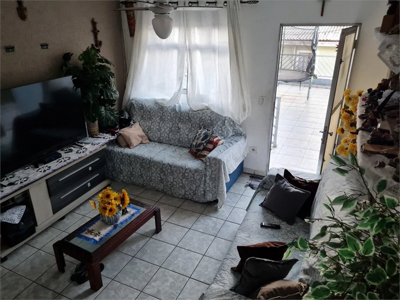 Casa com 3 dormitórios no Jardim Esmeralda