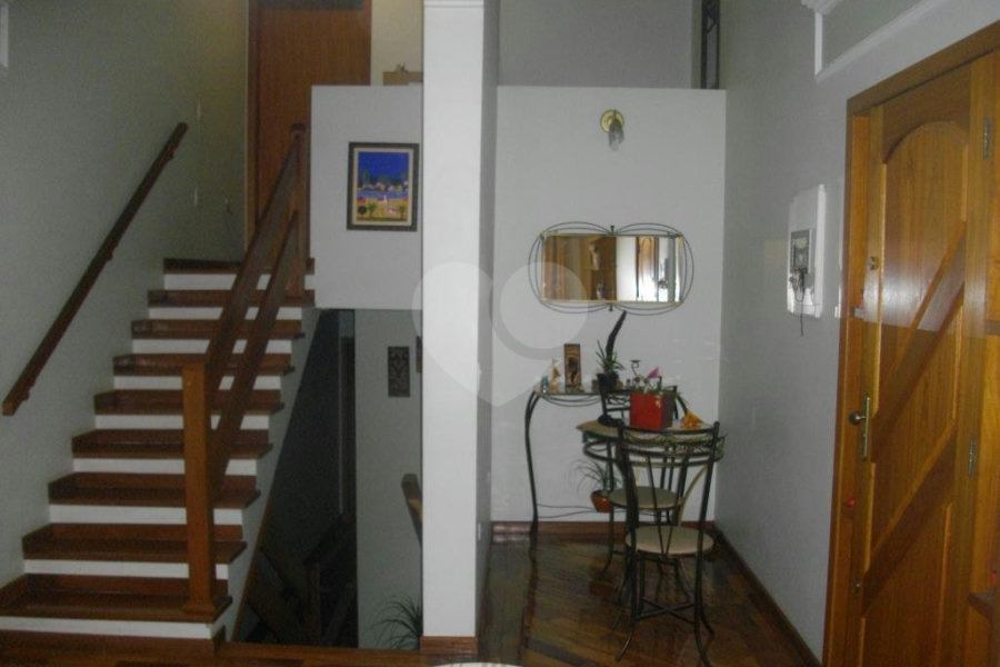 Sobrado à venda com 3 quartos, sendo 1 suíte, em Vila Nova Cachoeirinha, São Paulo, SP