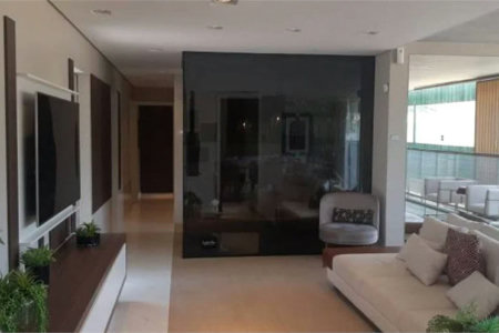 Apartamento à venda com 3 quartos, sendo 2 suítes, em Jardim das Acácias, São Paulo, SP