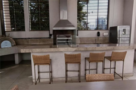 Apartamento à venda com 3 quartos, sendo 1 suíte,  em Jardim Vazani, São Paulo, SP