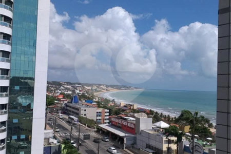 Apartamento à venda com 2 quartos em Ponta Negra, Natal, RN