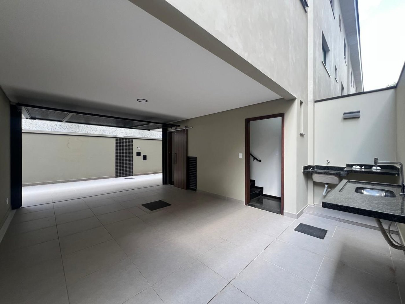 Casa com 2 dormitórios à venda, 88 m² por R$ 875.000,00 - Ponta da Praia - Santos/SP
