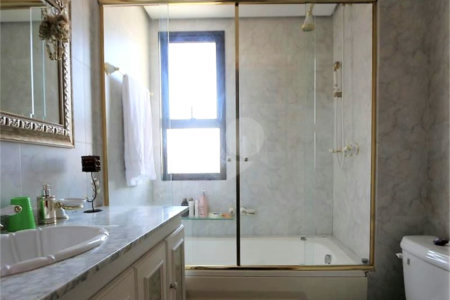 Apartamento à venda com 3 suítes em Vila Andrade, São Paulo, SP