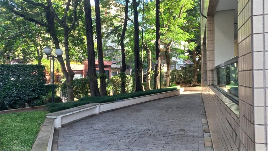 Apartamento à venda com 3 quartos, sendo 1 suíte, em Vila Indiana, São Paulo, SP