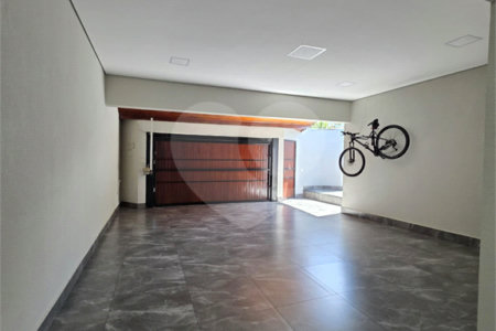 Casa Térrea à venda com 4 quartos, sendo 2 suítes, em Vila Avaí, Indaiatuba, SP
