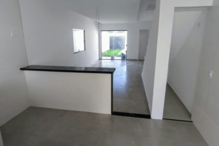 Casa à venda com 3 quartos, sendo 1 suíte, em Guaratiba, Rio de Janeiro, RJ