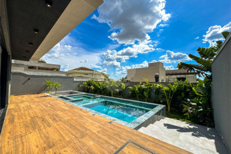 Casa à venda com 3 suítes no condomínio Jardim Vila Paradiso, Indaiatuba - SP