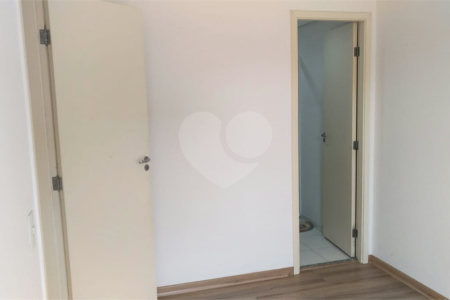 Apartamento à venda com 3 quartos, sendo 1 suíte,  em Vila Caraguatá, São Paulo, SP