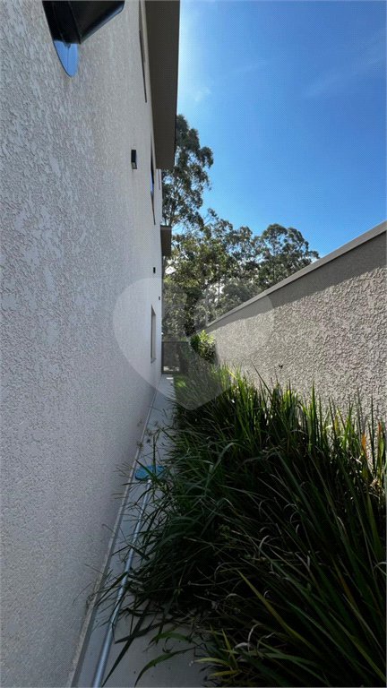 Casa à venda com 4 suítes no condomínio Bella Cittá Villagio I, Mogi das Cruzes - SP