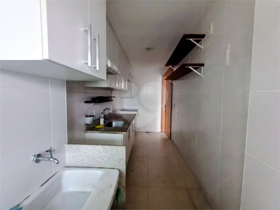 Apartamento para alugar com 3 quartos, sendo 1 suíte, em Rio Comprido, Rio de Janeiro, RJ