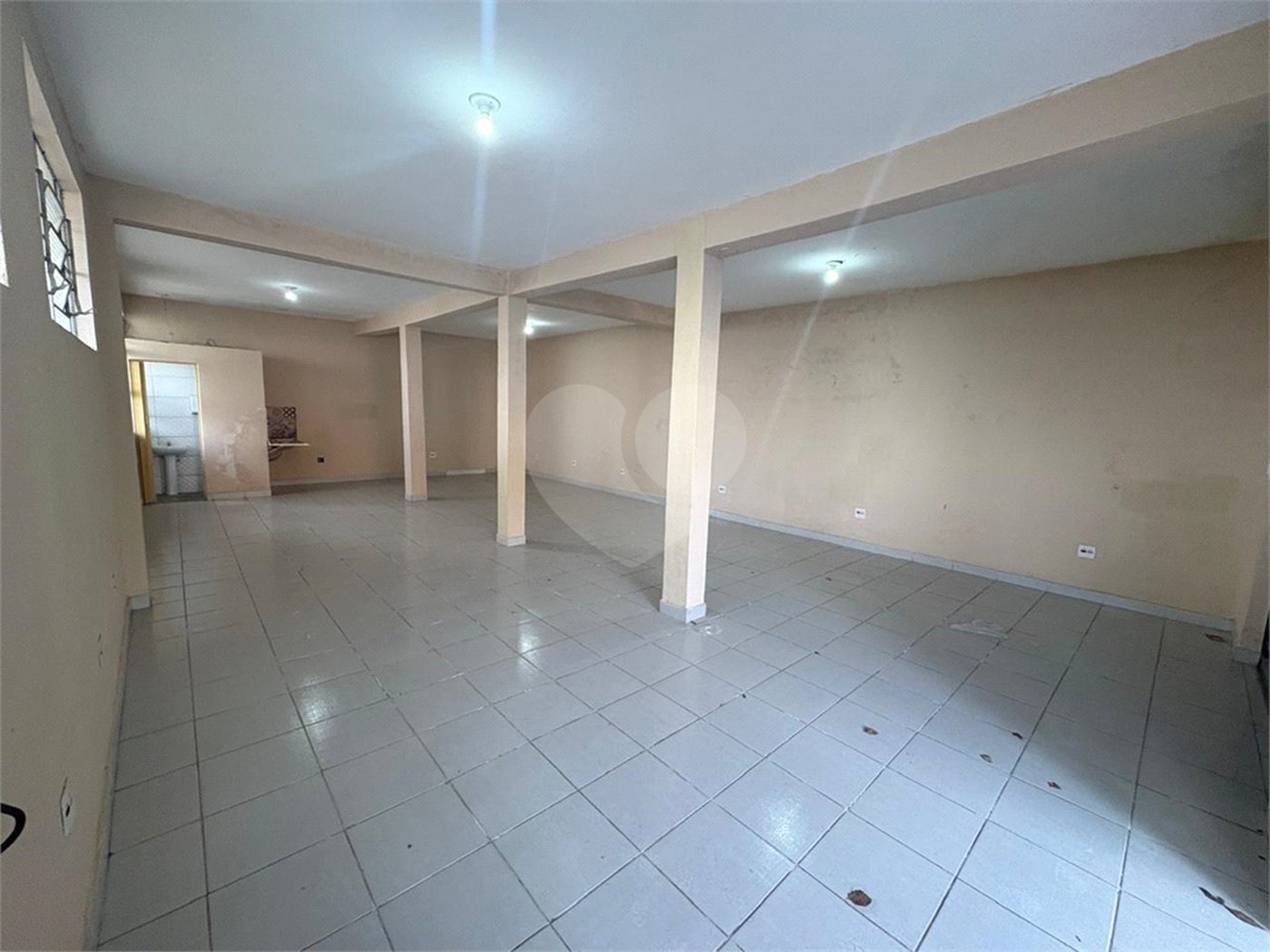 Salão para alugar em Retiro São João, Sorocaba, SP