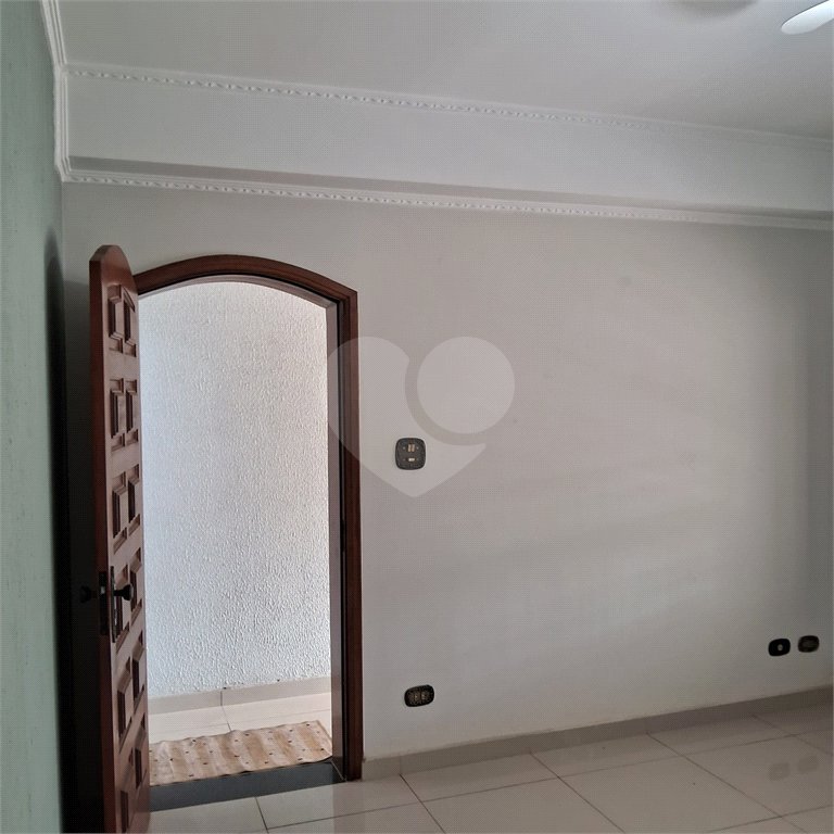 Sobrado à venda com 3 quartos, sendo 1 suíte,  em Cidade Nova I, Indaiatuba, SP