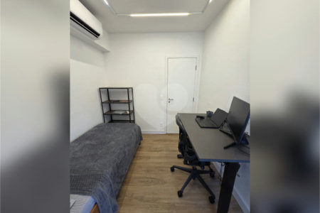 Apartamento à venda ou para alugar com 3 quartos, sendo 1 suíte,  em Vila Olímpia, São Paulo, SP