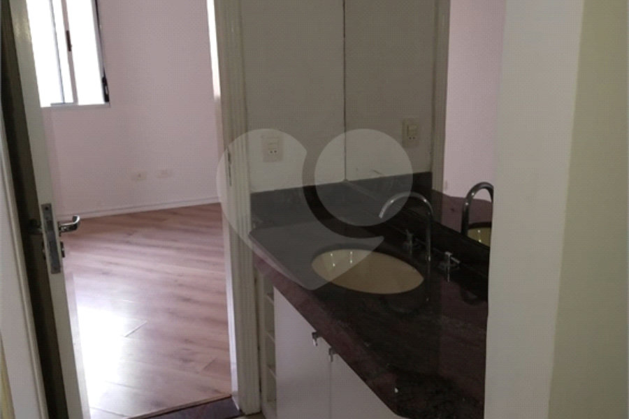 Sobrado à venda com 3 suítes em Santana, São Paulo, SP