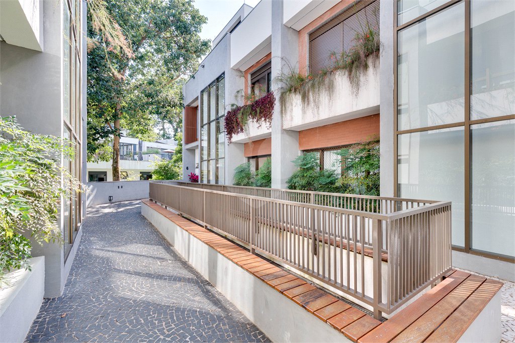 Casa à venda ou para alugar com 4 suítes no condomínio Residencial Vista 908, São Paulo - SP