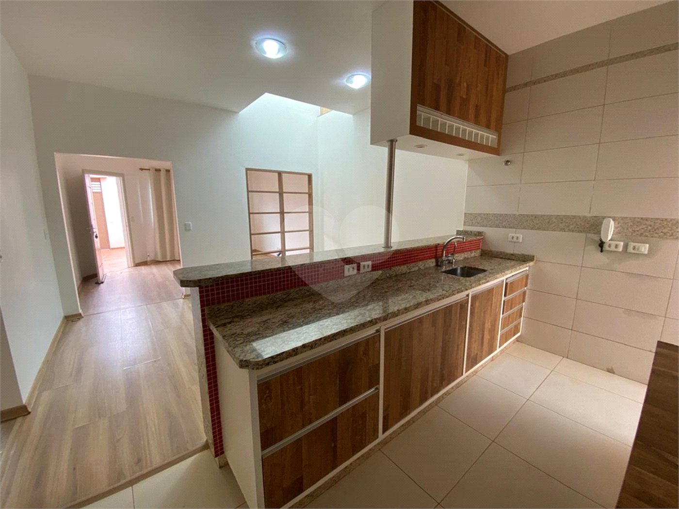 Casa à venda com 3 quartos, sendo 1 suíte,  em Jardim Jamaica, Ponta Porã, MS