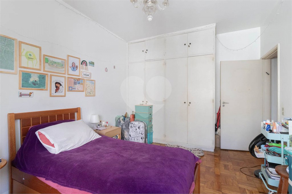 Apartamento à venda com 4 quartos, sendo 1 suíte, em Jardim Paulista, São Paulo, SP