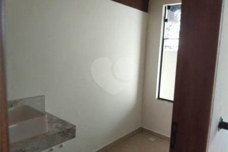 Casa à venda com 3 quartos, sendo 2 suítes, em Vila Harmonia, Araraquara, SP