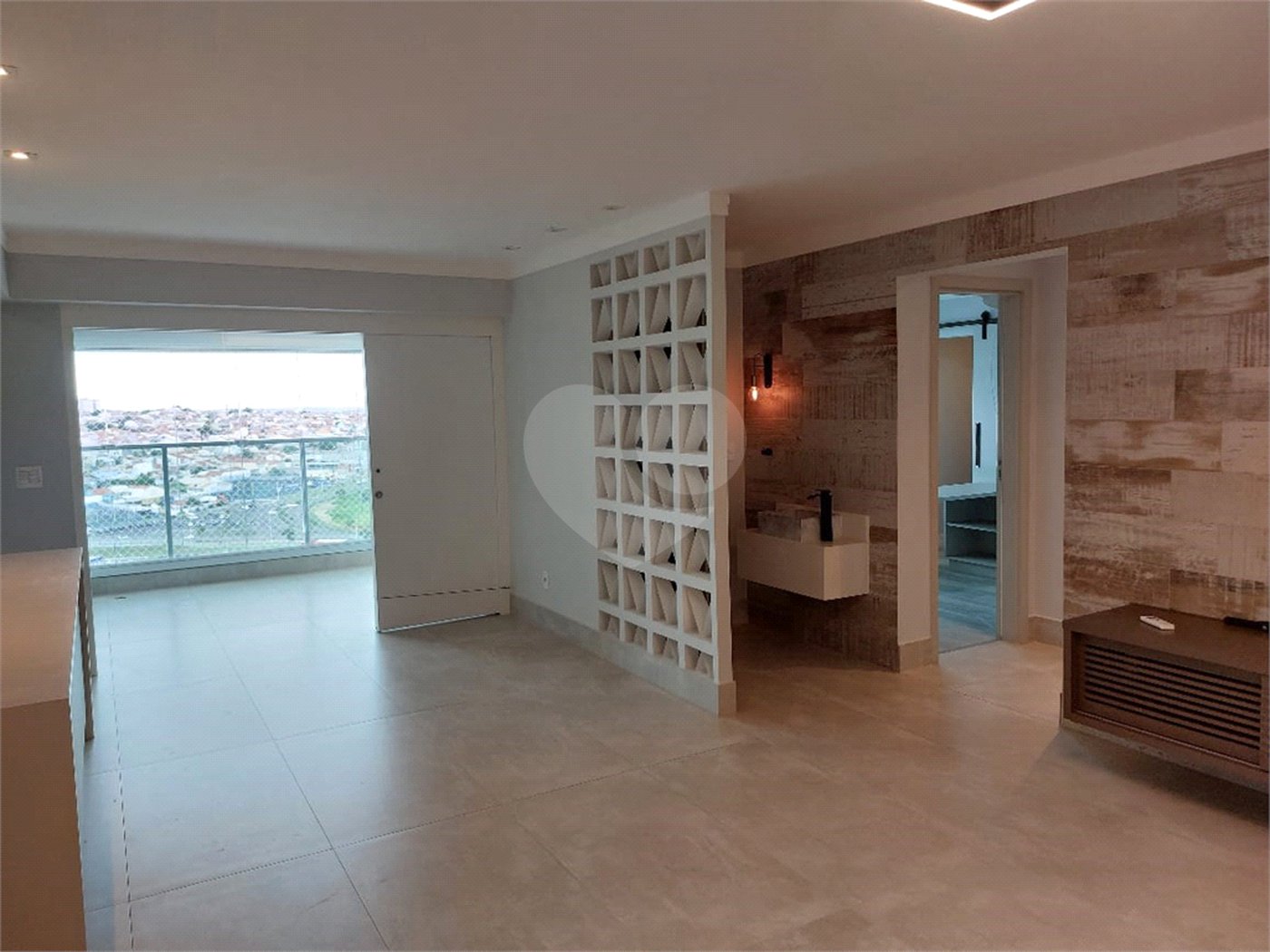 Apartamento à venda com 3 suítes em Bairro Pau Preto, Indaiatuba, SP