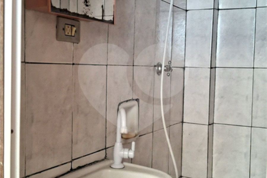 Sobrado à venda com 2 quartos, sendo 1 suíte, em Tremembé, São Paulo, SP