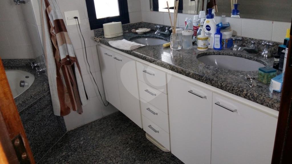 Apartamento à venda com 3 quartos, sendo 2 suítes, em Jardim Parque Morumbi, São Paulo, SP