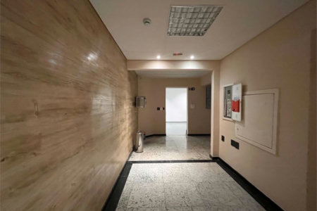 Prédio Corporativo em Santos | 4 Pavimentos | Galpão com Pé-Direito Duplo | Estrutura para +200 Pessoas | Compra Ou Locação