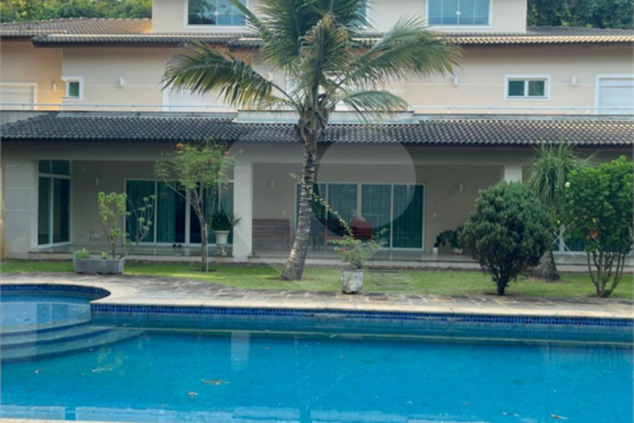 Sobrado à venda com 4 suítes em Jardim Virginia Bianca, São Paulo, SP