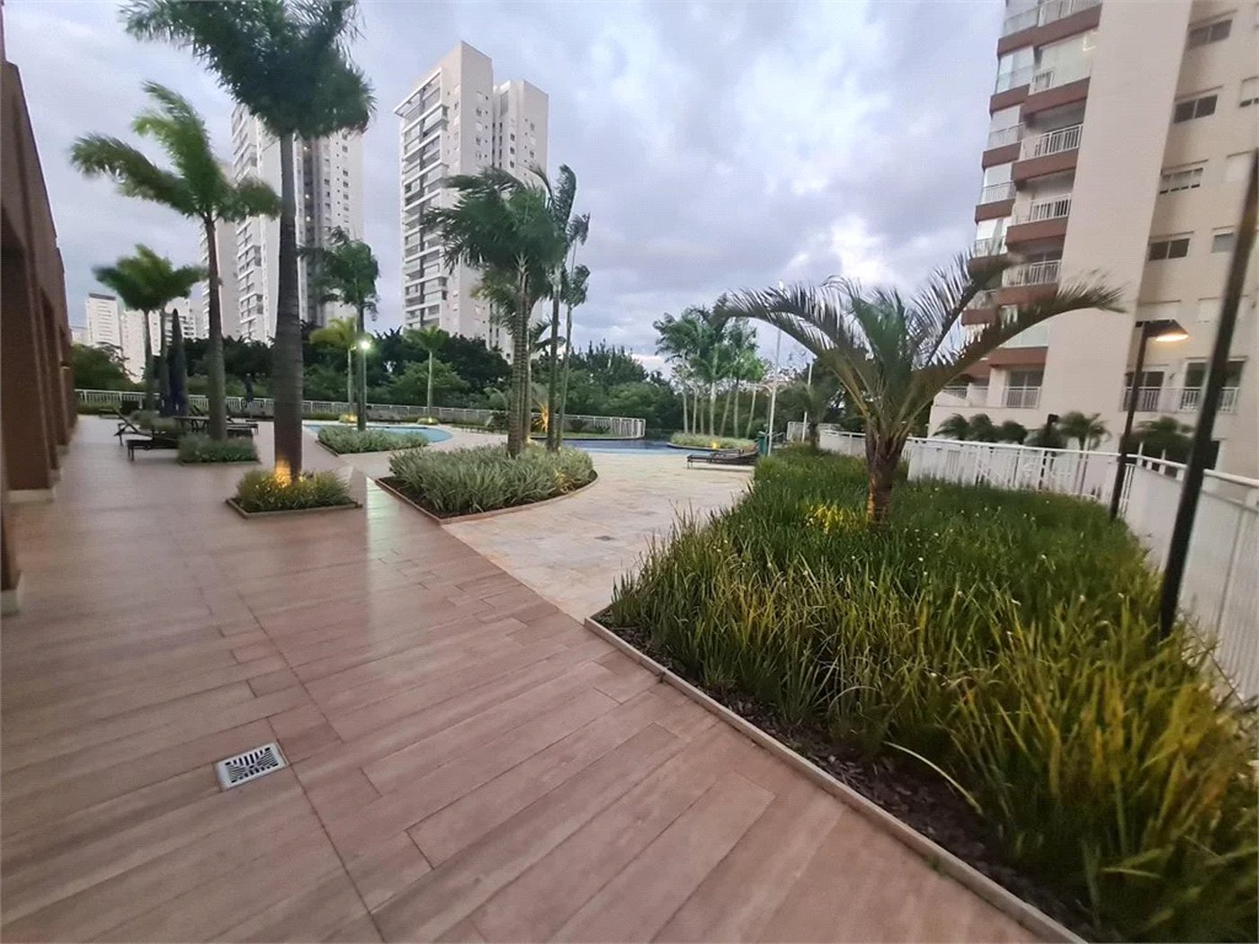 Apartamento à venda com 3 quartos, sendo 1 suíte, em Vila Anastácio, São Paulo, SP