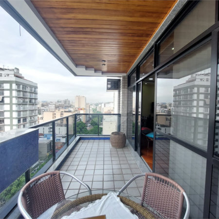 Cobertura à venda com 3 quartos, sendo 1 suíte, em Tijuca, Rio de Janeiro, RJ