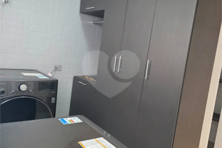 Casa à venda com 6 quartos, sendo 3 suítes, no condomínio Ibiti Royal Park, Sorocaba - SP