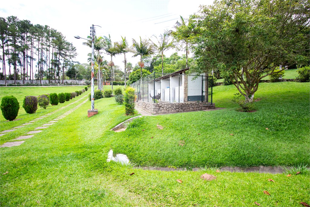 Chácara à venda com 3 suítes em Pavão (canguera), São Roque, SP