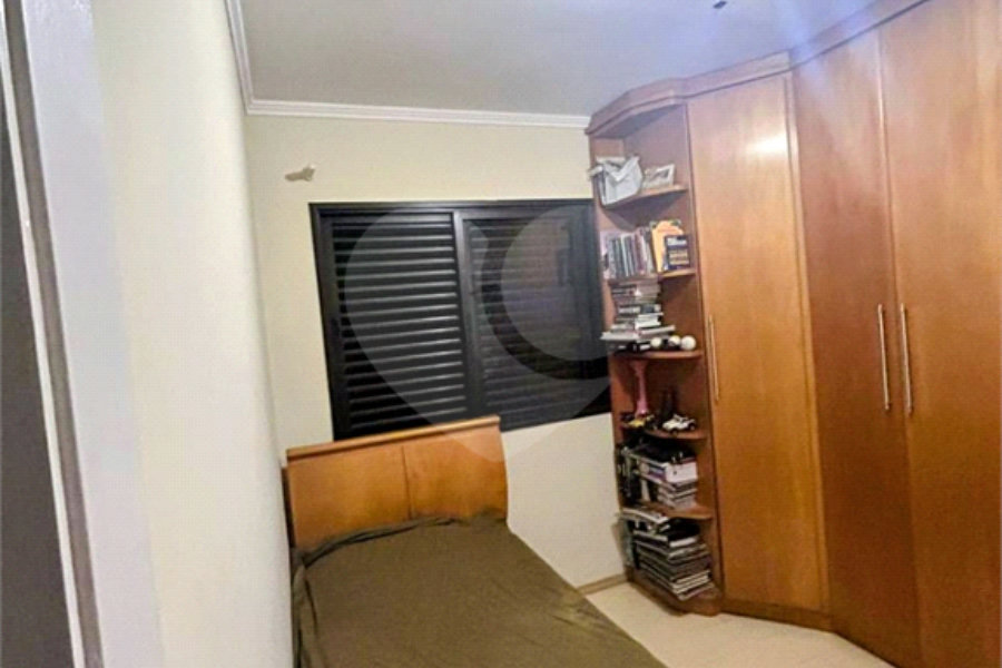 Apartamento à venda com 3 quartos, sendo 1 suíte, em Jardim Leonor Mendes de Barros, São Paulo, SP