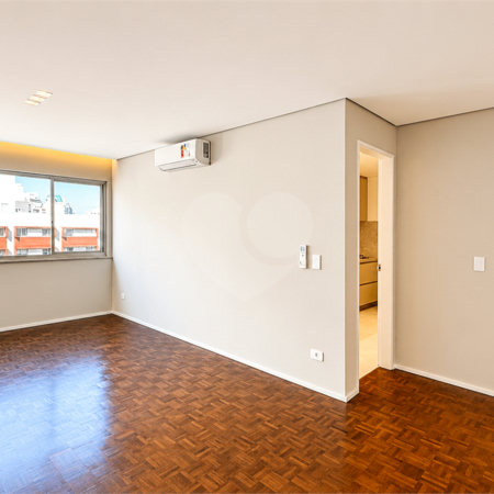 Apartamento à venda com 3 quartos, sendo 1 suíte, em Jardim Paulista, São Paulo, SP