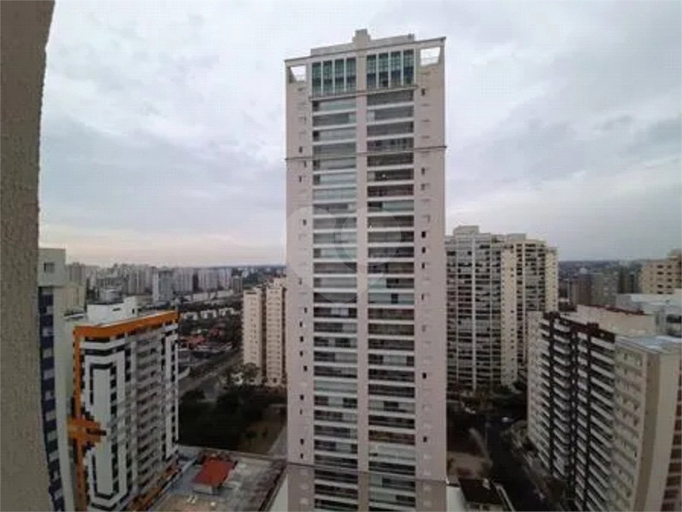 Apartamento à venda com 3 suítes em Altos do Esplanada, São José dos Campos, SP
