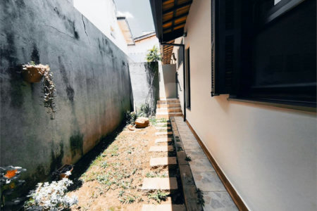 Casa à venda com 4 quartos, sendo 2 suítes, em Jardim Santa Bárbara, Atibaia, SP
